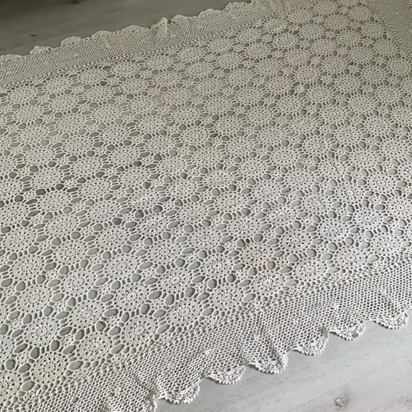 Vintage Hand Crochet Lace Bedspread Coverlet Afghan table cover blanket‎ cream - Picture 8 of 16